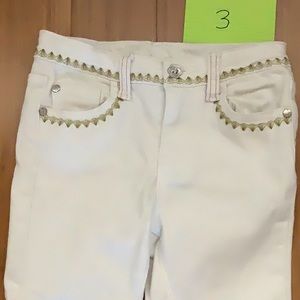 Matilda Jane White Capri Pants. Size 6